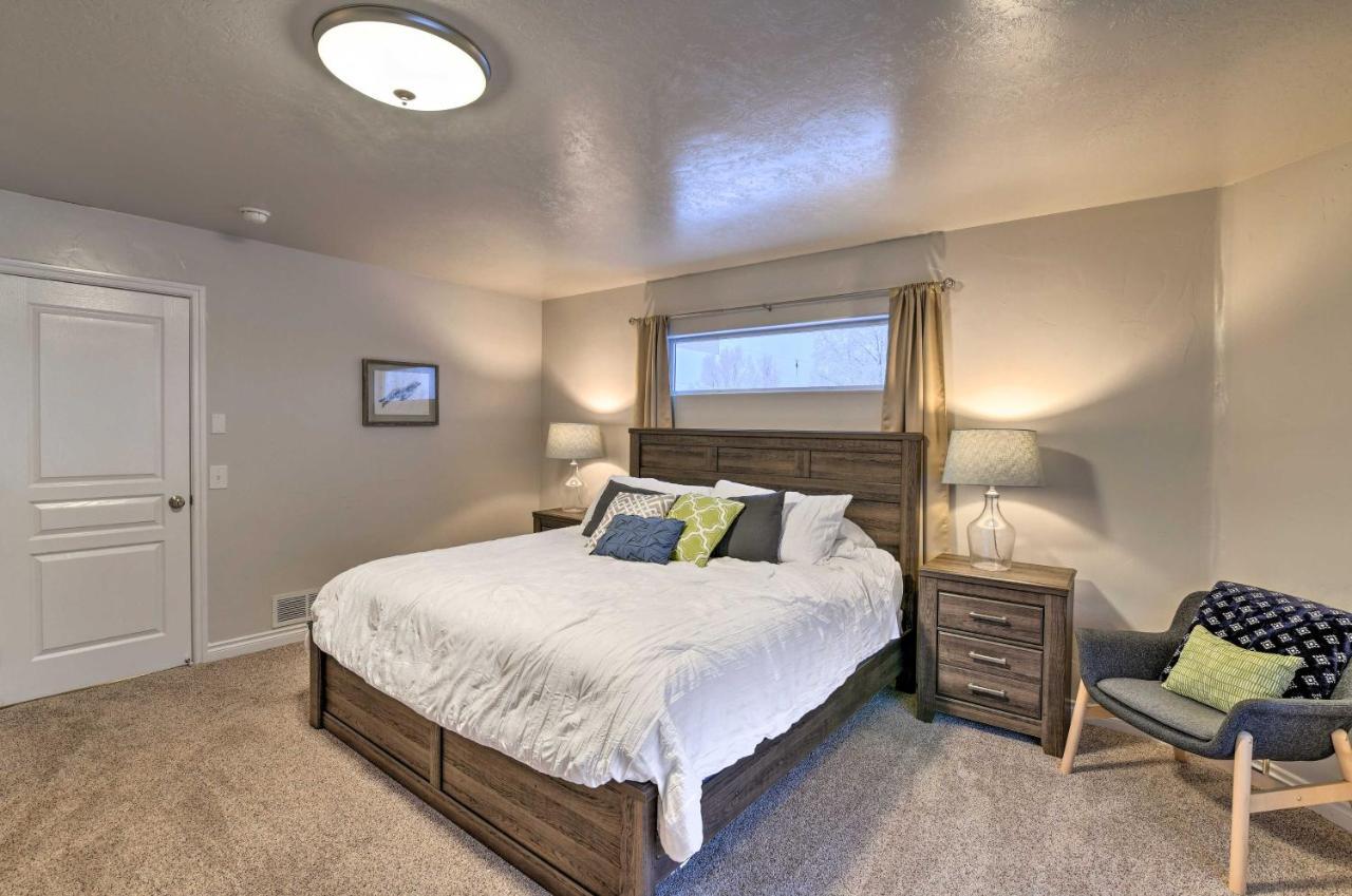 Cozy Anchorage Townhome Less Than Half Mile To Jewel Lake! 外观 照片