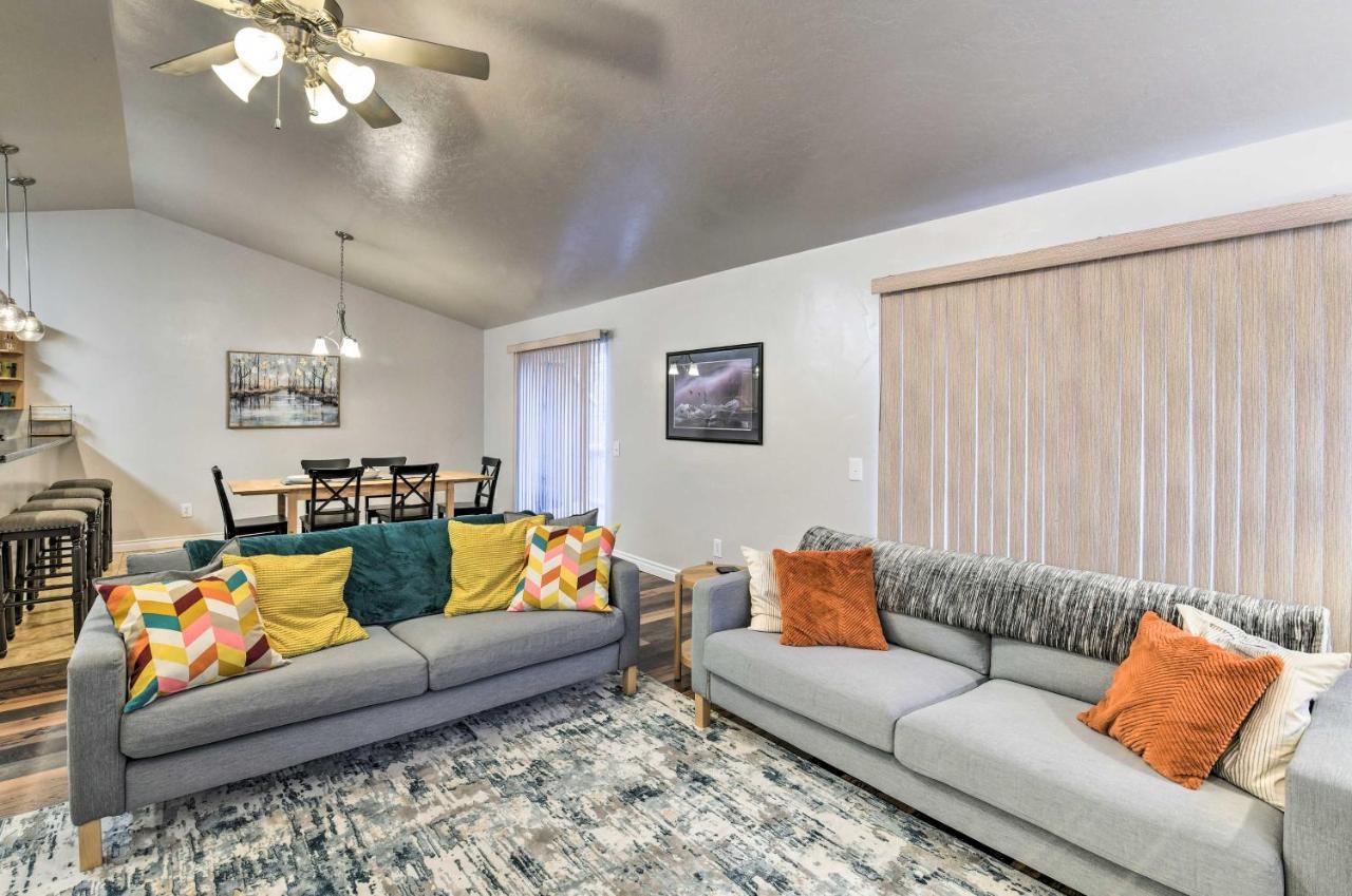 Cozy Anchorage Townhome Less Than Half Mile To Jewel Lake! 外观 照片